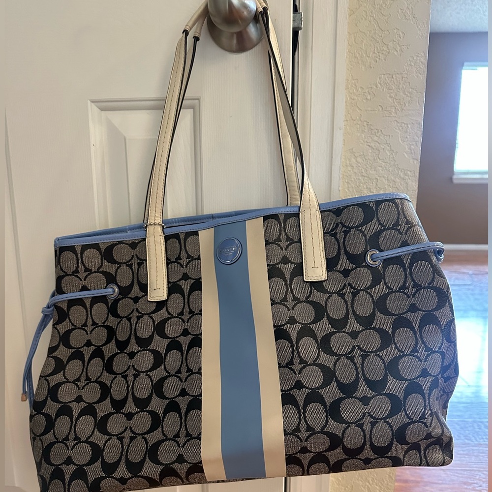 Large Coach tote